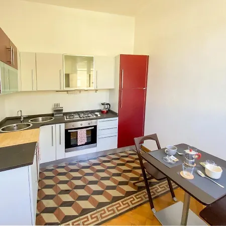 Apartment Elegant In The Heart Of The Marina Cagliari