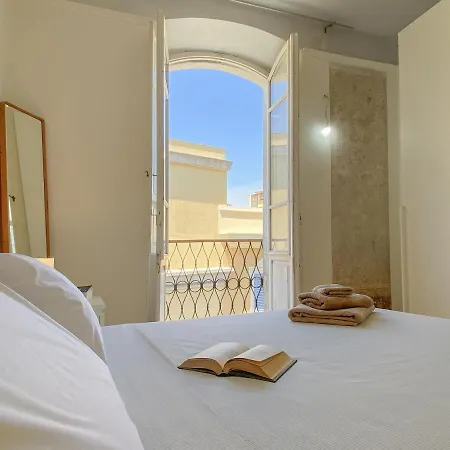 Apartment Elegant In The Heart Of The Marina *