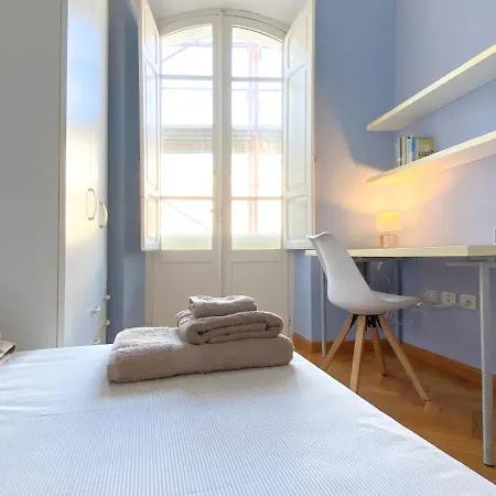 Elegant In The Heart Of The Marina Apartment