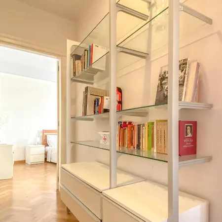 Elegant In The Heart Of The Marina Apartment Cagliari